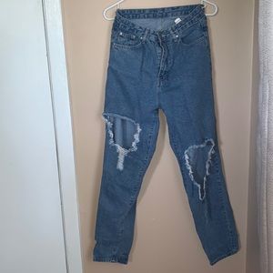 Ripped boyfriend jeans